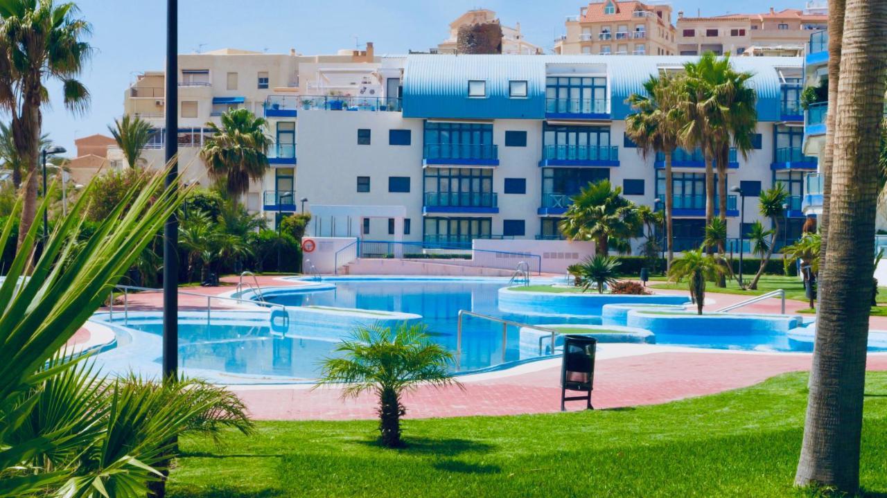 Atico Lujo Primera Linea, Terraza, Piscina, Parking *